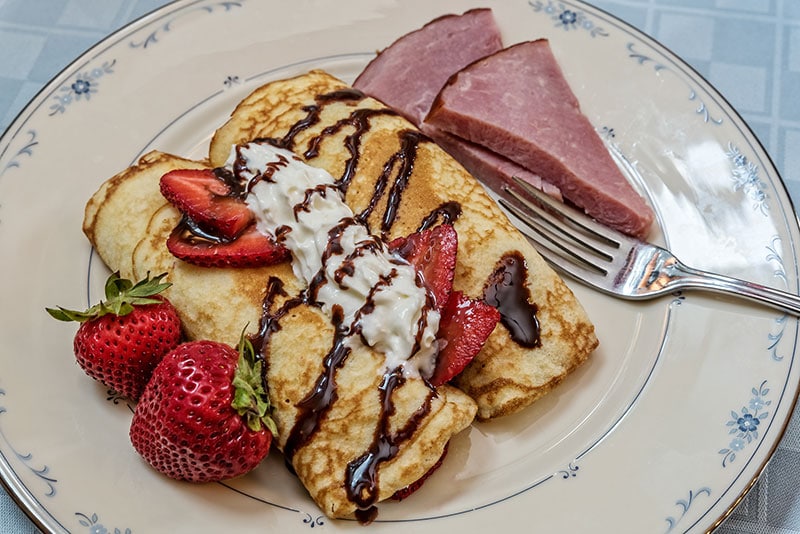 Breakfast - Strawberry Crepes